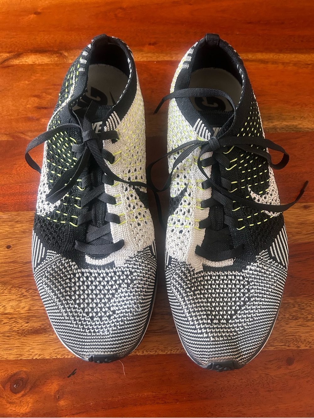 Nike Men’s Flyknit Racer Athletic Shoes